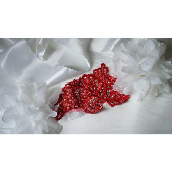 Red White Rhinestone Appliqued Floral Prom Party Formal Bridal Mob Belt Sash - Picture 1 of 4